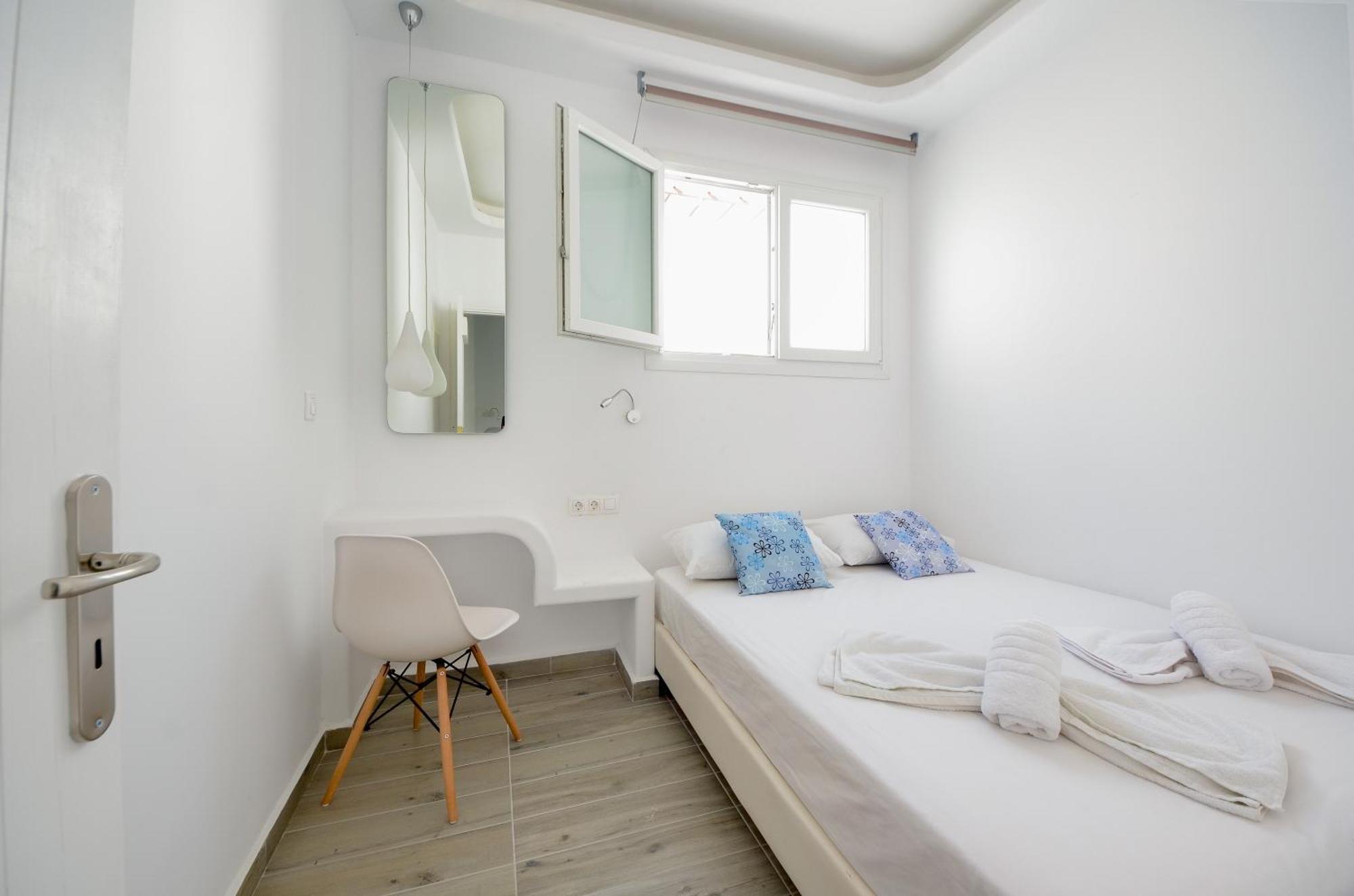 Depis Apartments & Suites Naxos City Exterior photo